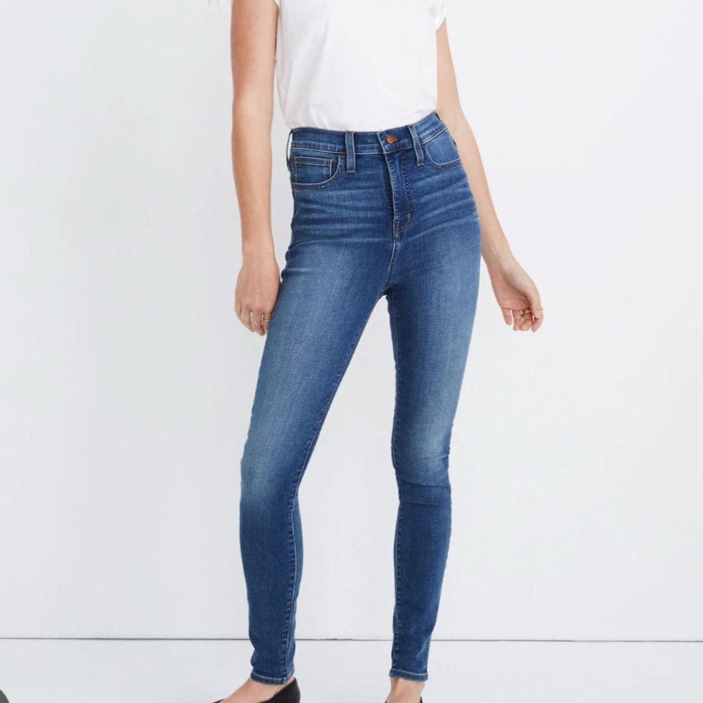 👖Madewell Women's Skinny classic blue jeans, size 32 
(Good used condition) 💙